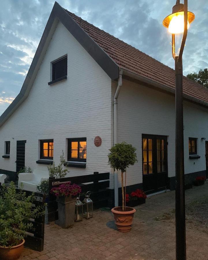 Atelier Onder De Notenboom Appeltern Екстериор снимка
